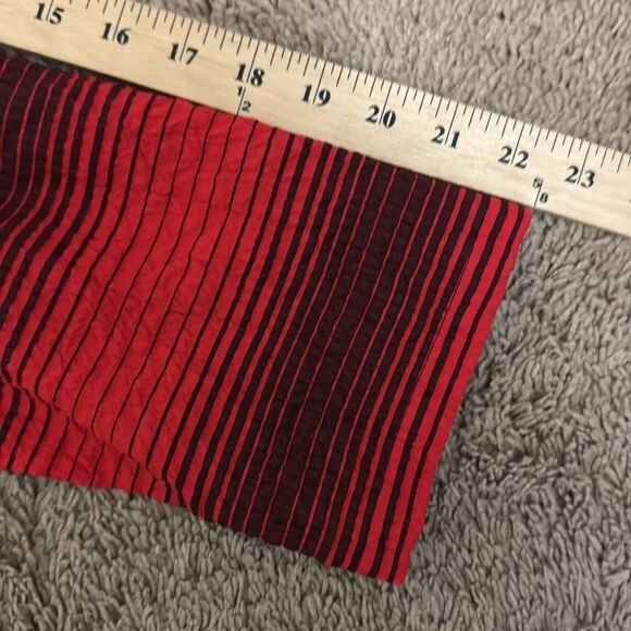 Ali Miles Red Black Diagonal Striped Button Front Tunic Blouse size L Office - Picture 10 of 10